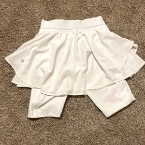 Size-4 court rival high rise skirt *extended liner
